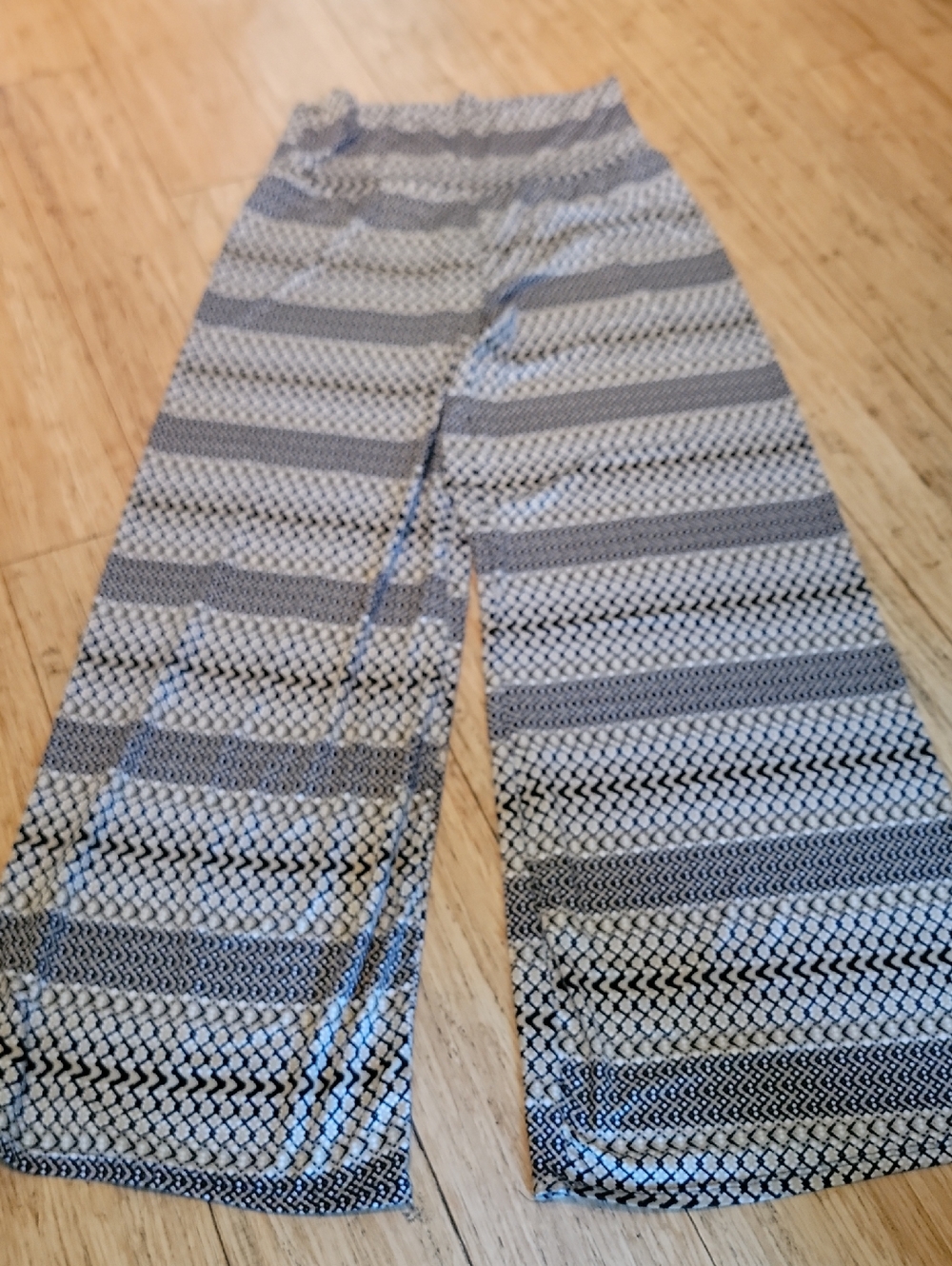 Superline Striped Wide-Leg Pants in Black and White And Tan
